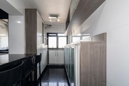 Apartamento para alugar com 146m², 3 quartos e 2 vagasCozinha