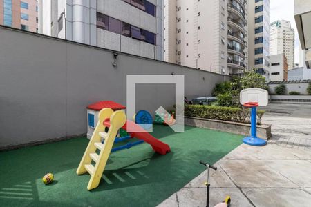 Apartamento para alugar com 146m², 3 quartos e 2 vagasÁrea comum - Playground