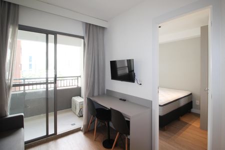 Sala de apartamento para alugar com 1 quarto, 24m² em Vila Nova Conceição, São Paulo