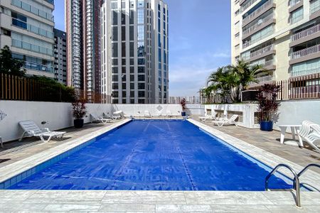 Apartamento à venda com 127m², 4 quartos e 2 vagasÁrea comum - Piscina