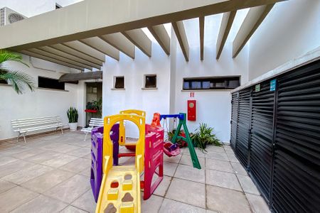 Apartamento à venda com 127m², 4 quartos e 2 vagasÁrea comum - Playground