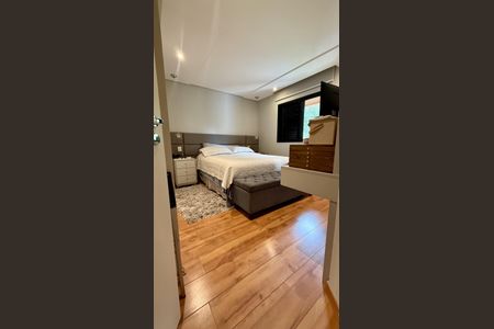 Apartamento à venda com 146m², 3 quartos e 2 vagasQuarto 