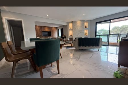 Apartamento à venda com 146m², 3 quartos e 2 vagasSala