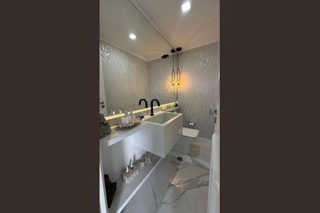 Apartamento à venda com 146m², 3 quartos e 2 vagasBanheiro 