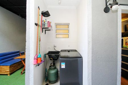 Casa de condomínio para alugar com 64m², 2 quartos e 2 vagasLavanderia