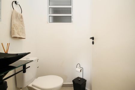 Casa de condomínio para alugar com 64m², 2 quartos e 2 vagasLavabo