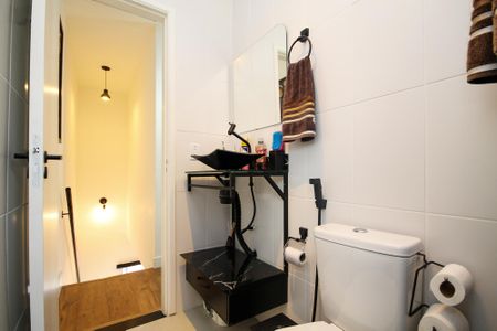 Casa de condomínio para alugar com 64m², 2 quartos e 2 vagasBanheiro