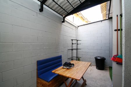 Casa de condomínio para alugar com 64m², 2 quartos e 2 vagasQuintal - Churrasqueira