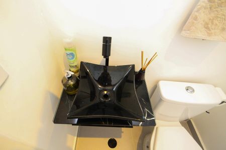 Casa de condomínio para alugar com 64m², 2 quartos e 2 vagasLavabo