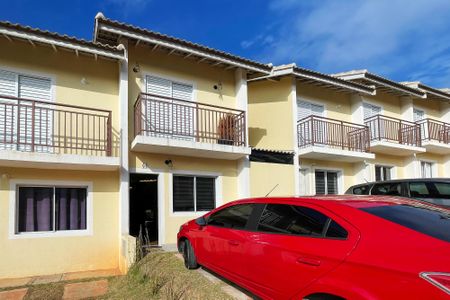 Casa de condomínio para alugar com 64m², 2 quartos e 2 vagasFachada Casa
