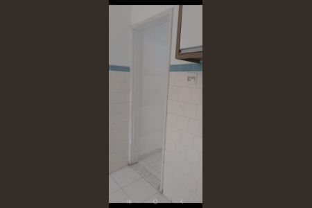 Banheiro  de apartamento para alugar com 1 quarto, 50m² em Centro, Niterói