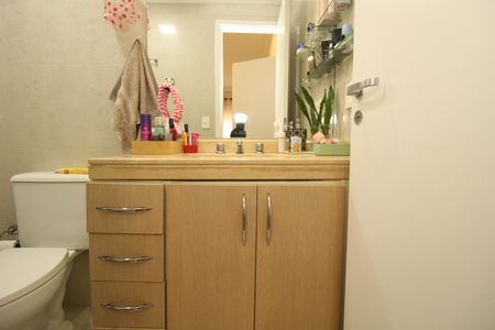 Apartamento à venda com 116m², 3 quartos e 3 vagasBanheiro da Suíte