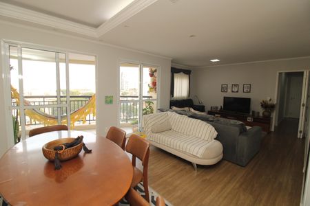 Apartamento à venda com 116m², 3 quartos e 3 vagasSala