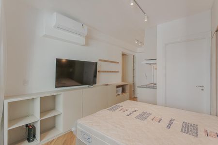 Quarto de kitnet/studio para alugar com 1 quarto, 30m² em Pinheiros, São Paulo