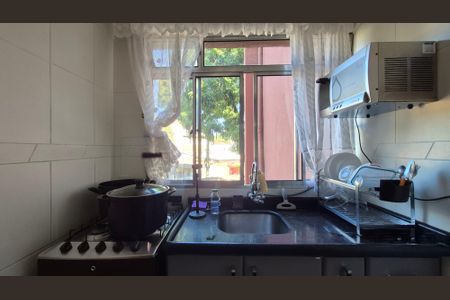 Apartamento à venda com 71m², 2 quartos e 2 vagasCozinha 