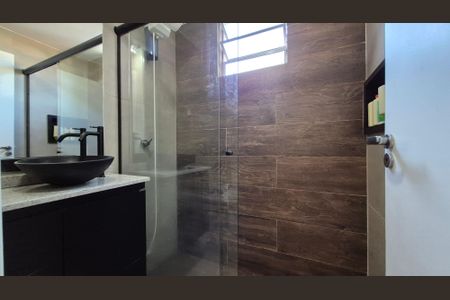 Apartamento à venda com 71m², 2 quartos e 2 vagasBanheiro 2