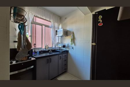 Apartamento à venda com 71m², 2 quartos e 2 vagasCozinha 