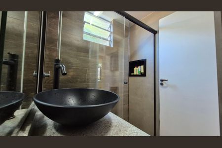 Apartamento à venda com 71m², 2 quartos e 2 vagasBanheiro 2