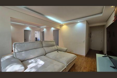 Apartamento à venda com 71m², 2 quartos e 2 vagasSala 