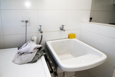 Apartamento para alugar com 54m², 2 quartos e 1 vaga Apartamento para alugar com 54m², 2 quartos e 1 vagaLavanderia