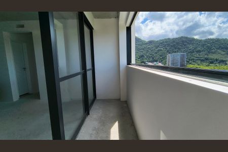 Apartamento à venda com 65m², 3 quartos e 2 vagas Apartamento à venda com 65m², 3 quartos e 2 vagasVaranda