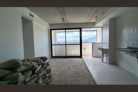 Sala de apartamento à venda com 3 quartos, 65m² em Barra da Tijuca, Rio de Janeiro