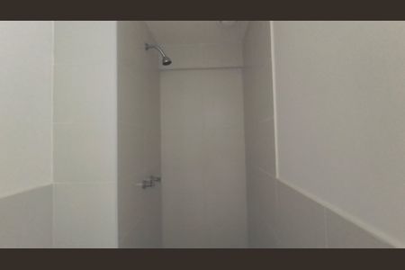 Apartamento à venda com 65m², 3 quartos e 2 vagas Apartamento à venda com 65m², 3 quartos e 2 vagasBanheiro da Suíte