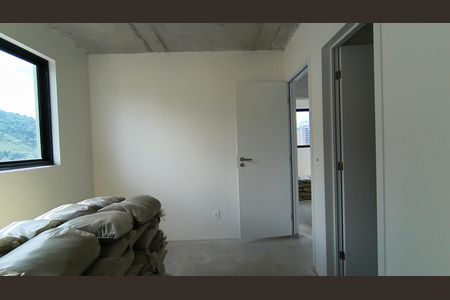 Apartamento à venda com 65m², 3 quartos e 2 vagas Apartamento à venda com 65m², 3 quartos e 2 vagasSuíte
