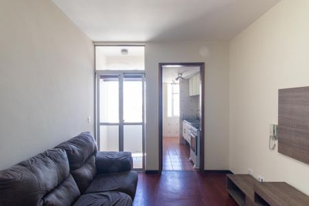 Sala de apartamento para alugar com 1 quarto, 43m² em Centro, Curitiba