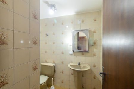 Banheiro Social de apartamento para alugar com 1 quarto, 43m² em Centro, Curitiba