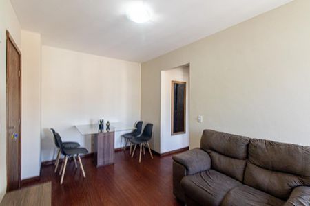 Sala de apartamento para alugar com 1 quarto, 43m² em Centro, Curitiba