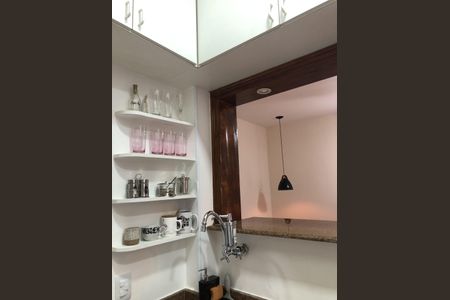 Apartamento à venda com 43m², 1 quarto e sem vagaÁrea de Serviço
