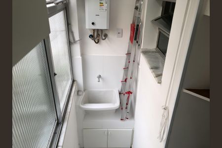 Apartamento à venda com 43m², 1 quarto e sem vagaÁrea de Serviço