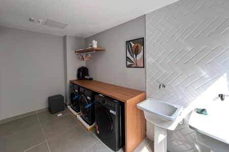 Apartamento para alugar com 42m², 2 quartos e sem vaga Apartamento para alugar com 42m², 2 quartos e sem vagaLavanderia