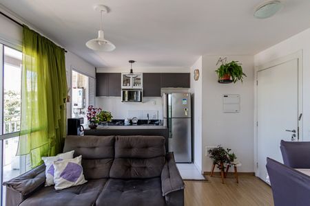 Sala de apartamento à venda com 2 quartos, 42m² em Parque Industrial Tomas Edson, São Paulo