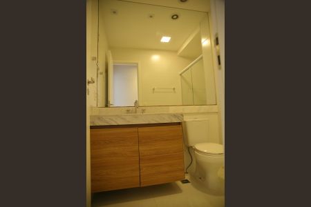 Apartamento para alugar com 94m², 3 quartos e 2 vagasBanheiro Social 