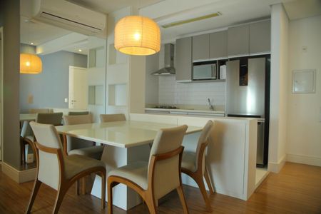 Apartamento para alugar com 94m², 3 quartos e 2 vagasSala