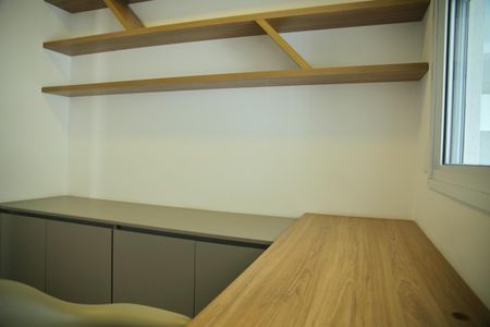 Apartamento para alugar com 94m², 3 quartos e 2 vagasQuarto 3/ Escritório 