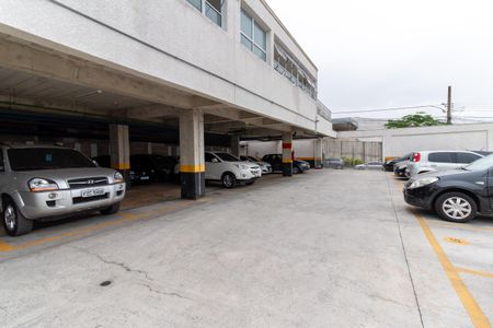 Studio para alugar com 24m², 1 quarto e 1 vaga Studio para alugar com 24m², 1 quarto e 1 vagaGaragem