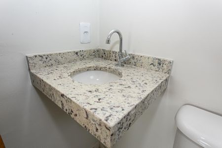 Apartamento à venda com 40m², 2 quartos e sem vagaBanheiro