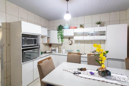 Casa para alugar com 180m², 3 quartos e 2 vagas Casa para alugar com 180m², 3 quartos e 2 vagasCozinha