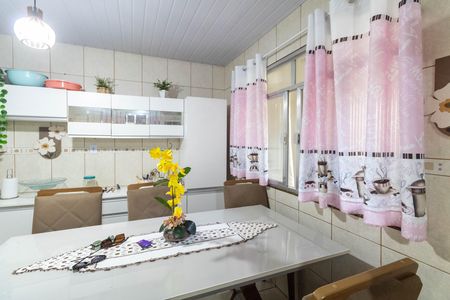 Casa para alugar com 180m², 3 quartos e 2 vagas Casa para alugar com 180m², 3 quartos e 2 vagasCozinha
