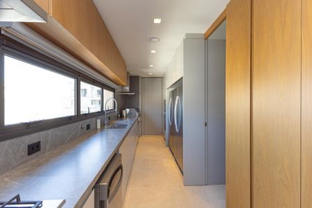 Apartamento à venda com 269m², 4 quartos e 4 vagasCozinha