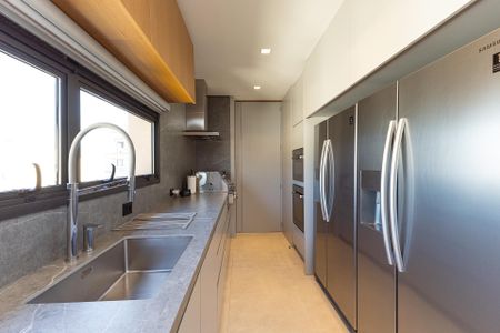 Apartamento à venda com 269m², 4 quartos e 4 vagasCozinha