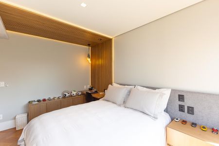 Apartamento à venda com 269m², 4 quartos e 4 vagasSuíte 4