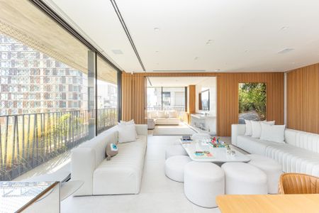 Apartamento à venda com 269m², 4 quartos e 4 vagasSala