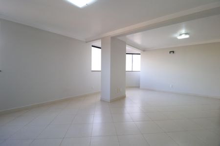 Apartamento para alugar com 134m², 4 quartos e 3 vagasSala