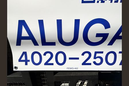 Apartamento para alugar com 75m², 2 quartos e sem vagaFachada