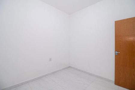 Quarto 1 de casa para alugar com 2 quartos, 70m² em Vila Marieta, São Paulo