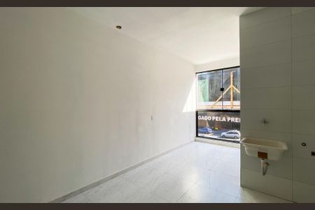 Casa para alugar com 70m², 2 quartos e sem vagaSala/cozinha